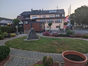 Hauptgebäude mit Rezeption