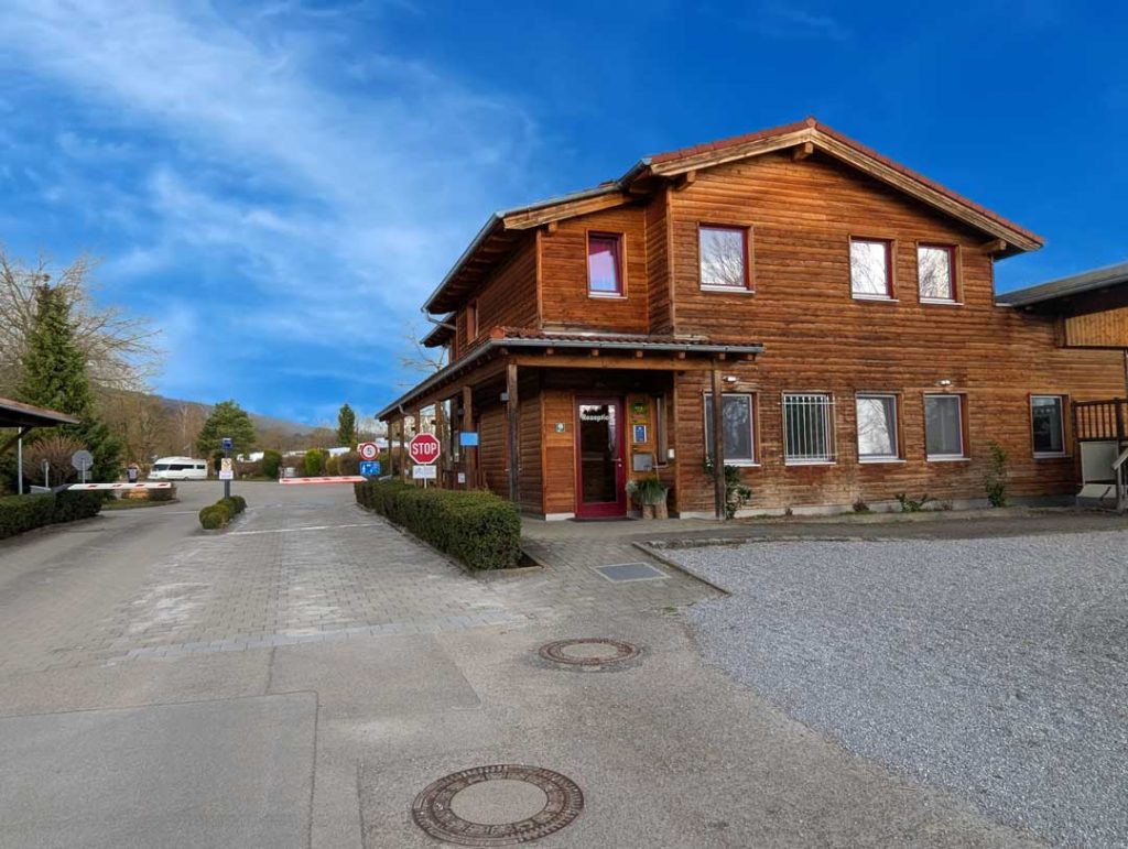 Einfahrt Kaiser Camping Outdoor Resort